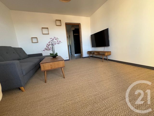 Appartement F3 &agrave; louer - 3 pi&egrave;ces - 54,90 m2 - Draguignan - 83 - PROVENCE-ALPES-COTE-D-AZUR