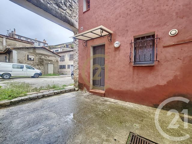 Maison &agrave; louer - 2 pi&egrave;ces - 28,60 m2 - Draguignan - 83 - PROVENCE-ALPES-COTE-D-AZUR