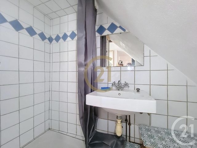 Maison &agrave; louer - 2 pi&egrave;ces - 28,60 m2 - Draguignan - 83 - PROVENCE-ALPES-COTE-D-AZUR