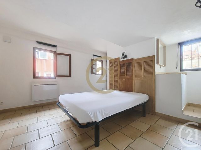 Maison &agrave; louer - 2 pi&egrave;ces - 28,60 m2 - Draguignan - 83 - PROVENCE-ALPES-COTE-D-AZUR