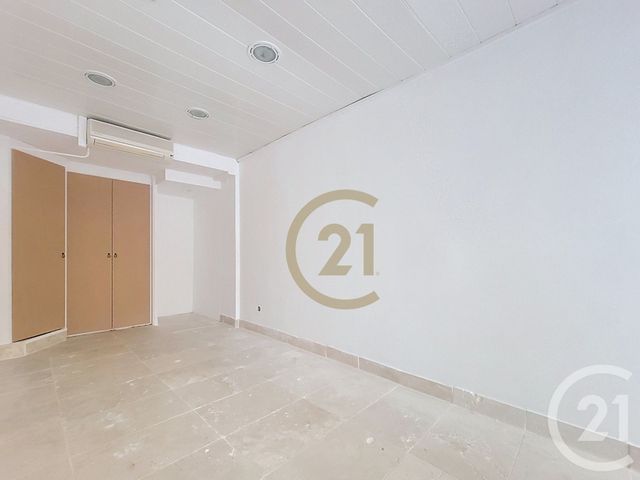 Appartement Local &agrave; louer - 1 pi&egrave;ce - 17,86 m2 - Draguignan - 83 - PROVENCE-ALPES-COTE-D-AZUR