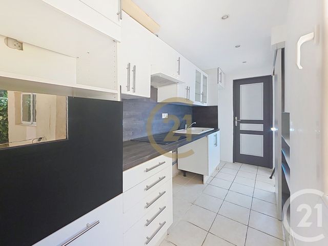 Appartement F3 &agrave; vendre - 3 pi&egrave;ces - 68,60 m2 - Flayosc - 83 - PROVENCE-ALPES-COTE-D-AZUR