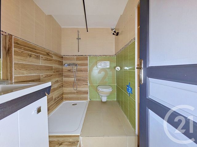 Appartement F3 &agrave; vendre - 3 pi&egrave;ces - 68,60 m2 - Flayosc - 83 - PROVENCE-ALPES-COTE-D-AZUR