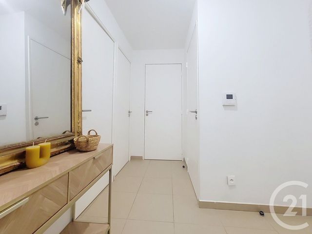 Appartement T3 &agrave; vendre - 3 pi&egrave;ces - 57,40 m2 - Draguignan - 83 - PROVENCE-ALPES-COTE-D-AZUR