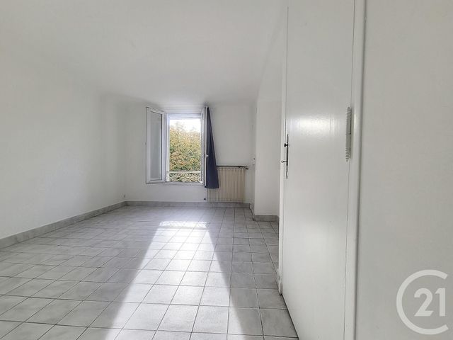 Appartement F3 &agrave; louer - 3 pi&egrave;ces - 77 m2 - Draguignan - 83 - PROVENCE-ALPES-COTE-D-AZUR