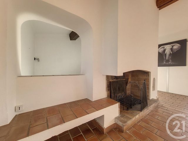 Appartement F3 &agrave; louer - 3 pi&egrave;ces - 77 m2 - Draguignan - 83 - PROVENCE-ALPES-COTE-D-AZUR