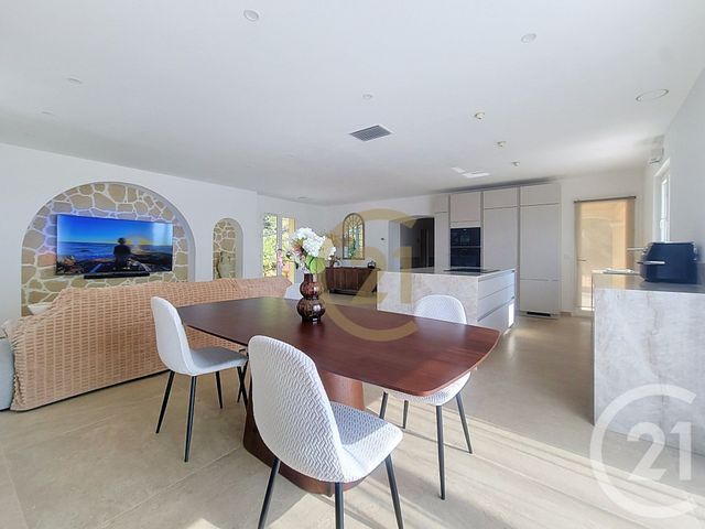 Maison &agrave; vendre - 8 pi&egrave;ces - 174 m2 - Draguignan - 83 - PROVENCE-ALPES-COTE-D-AZUR
