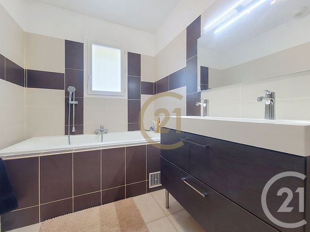 Maison &agrave; vendre - 8 pi&egrave;ces - 174 m2 - Draguignan - 83 - PROVENCE-ALPES-COTE-D-AZUR