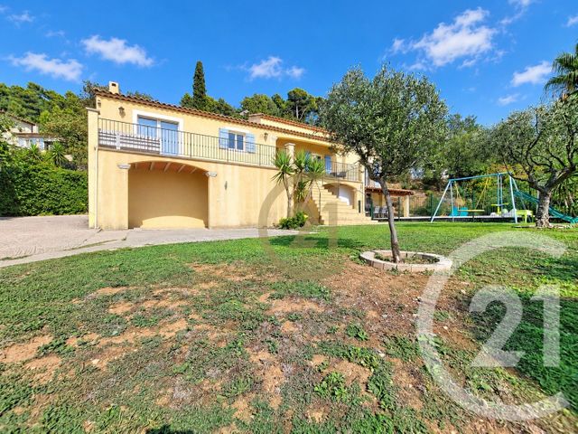 Maison &agrave; vendre - 8 pi&egrave;ces - 174 m2 - Draguignan - 83 - PROVENCE-ALPES-COTE-D-AZUR