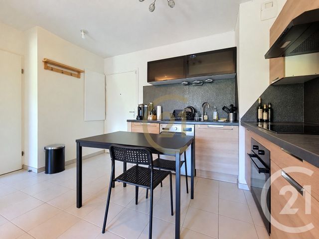 Appartement F2 &agrave; vendre - 2 pi&egrave;ces - 40,01 m2 - Draguignan - 83 - PROVENCE-ALPES-COTE-D-AZUR