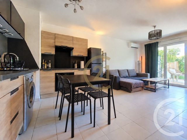 Appartement F2 &agrave; vendre - 2 pi&egrave;ces - 40,01 m2 - Draguignan - 83 - PROVENCE-ALPES-COTE-D-AZUR