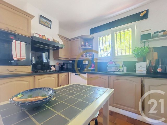 Maison &agrave; vendre - 5 pi&egrave;ces - 109,92 m2 - Flayosc - 83 - PROVENCE-ALPES-COTE-D-AZUR