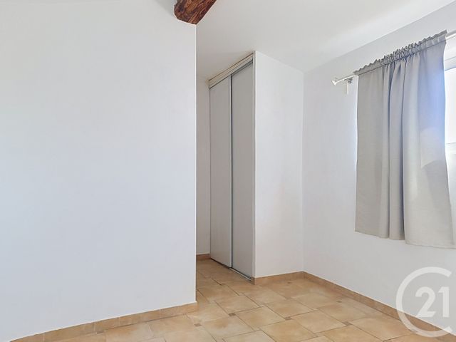 Appartement F4 &agrave; louer - 4 pi&egrave;ces - 100 m2 - Draguignan - 83 - PROVENCE-ALPES-COTE-D-AZUR