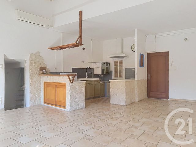 Appartement F4 &agrave; louer - 4 pi&egrave;ces - 100 m2 - Draguignan - 83 - PROVENCE-ALPES-COTE-D-AZUR