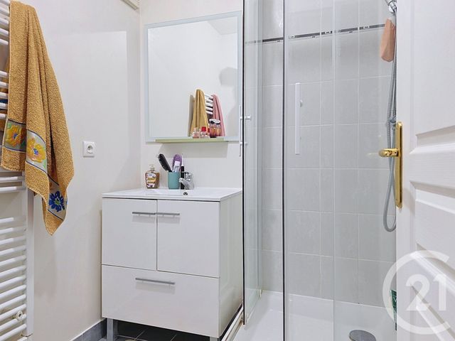 Appartement F2 &agrave; vendre - 2 pi&egrave;ces - 48 m2 - Draguignan - 83 - PROVENCE-ALPES-COTE-D-AZUR