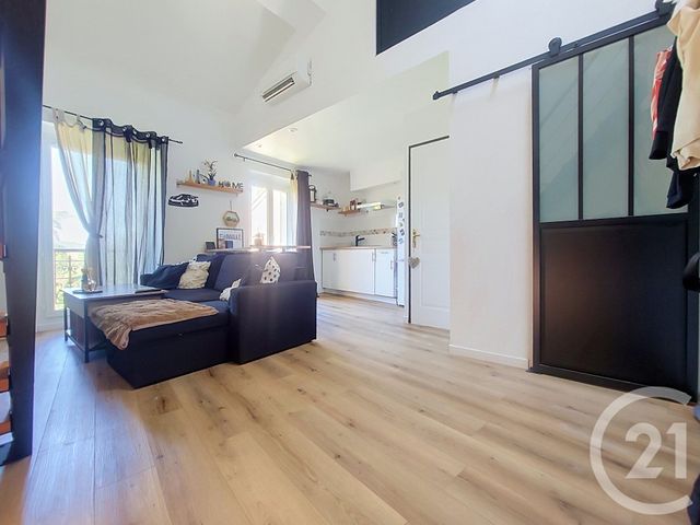 Appartement Duplex &agrave; vendre - 2 pi&egrave;ces - 35,66 m2 - Draguignan - 83 - PROVENCE-ALPES-COTE-D-AZUR