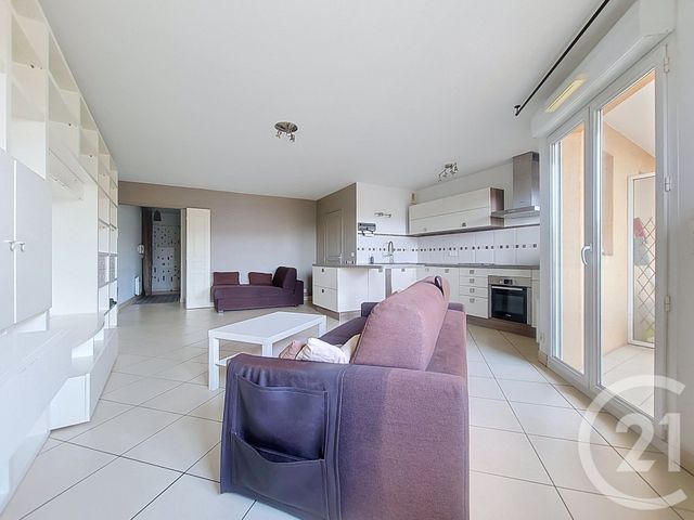 Appartement F3 &agrave; vendre - 3 pi&egrave;ces - 66,76 m2 - Draguignan - 83 - PROVENCE-ALPES-COTE-D-AZUR