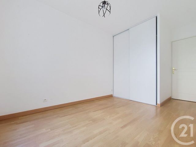 Appartement F3 &agrave; vendre - 3 pi&egrave;ces - 66,76 m2 - Draguignan - 83 - PROVENCE-ALPES-COTE-D-AZUR