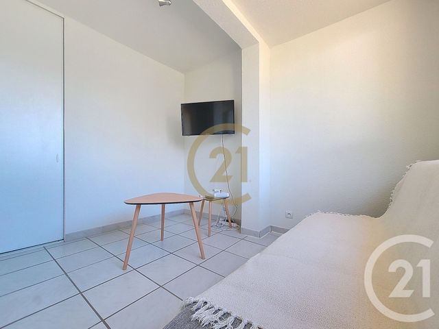 Appartement F2 &agrave; louer - 2 pi&egrave;ces - 38,45 m2 - Trans En Provence - 83 - PROVENCE-ALPES-COTE-D-AZUR