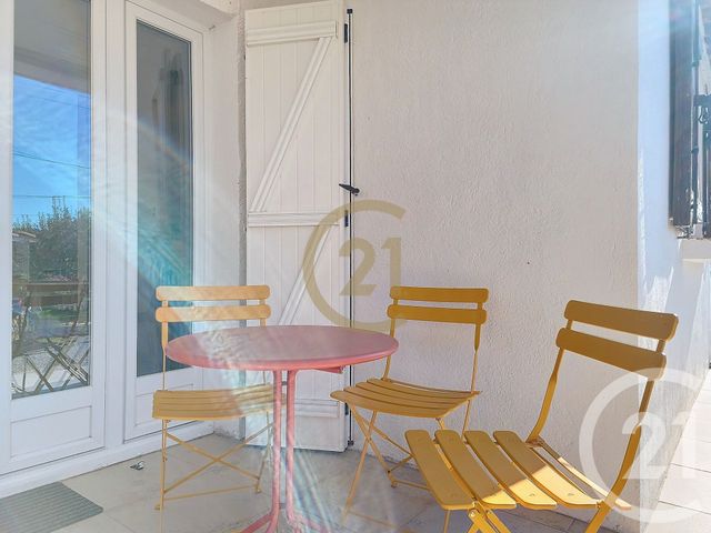 Appartement F2 &agrave; louer - 2 pi&egrave;ces - 38,45 m2 - Trans En Provence - 83 - PROVENCE-ALPES-COTE-D-AZUR