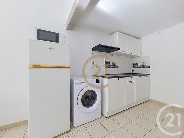 Appartement F2 &agrave; louer - 2 pi&egrave;ces - 31,29 m2 - Draguignan - 83 - PROVENCE-ALPES-COTE-D-AZUR