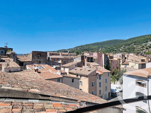 Appartement F2 &agrave; louer - 2 pi&egrave;ces - 26 m2 - Draguignan - 83 - PROVENCE-ALPES-COTE-D-AZUR