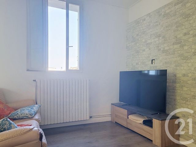 Appartement F3 &agrave; louer - 3 pi&egrave;ces - 75,29 m2 - Draguignan - 83 - PROVENCE-ALPES-COTE-D-AZUR