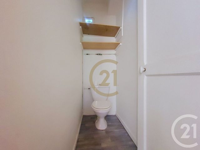 Appartement F2 &agrave; louer - 2 pi&egrave;ces - 46,24 m2 - Draguignan - 83 - PROVENCE-ALPES-COTE-D-AZUR