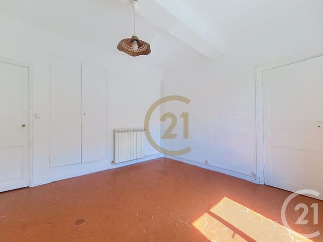 Appartement F2 &agrave; louer - 2 pi&egrave;ces - 46,24 m2 - Draguignan - 83 - PROVENCE-ALPES-COTE-D-AZUR