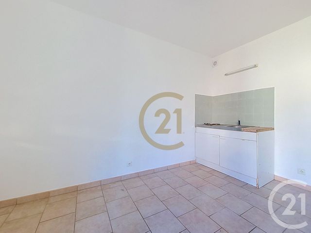 Appartement F1 &agrave; louer - 1 pi&egrave;ce - 28,51 m2 - Draguignan - 83 - PROVENCE-ALPES-COTE-D-AZUR