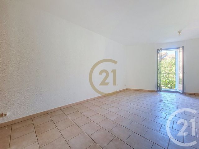 Appartement F1 &agrave; louer - 1 pi&egrave;ce - 28,51 m2 - Draguignan - 83 - PROVENCE-ALPES-COTE-D-AZUR