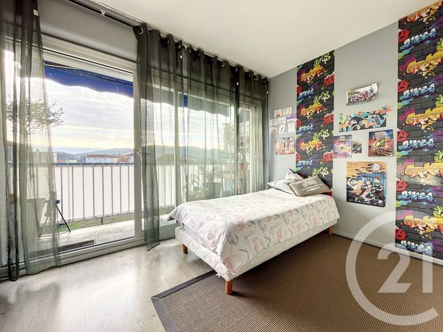 Appartement F4 &agrave; louer - 4 pi&egrave;ces - 72,85 m2 - Draguignan - 83 - PROVENCE-ALPES-COTE-D-AZUR