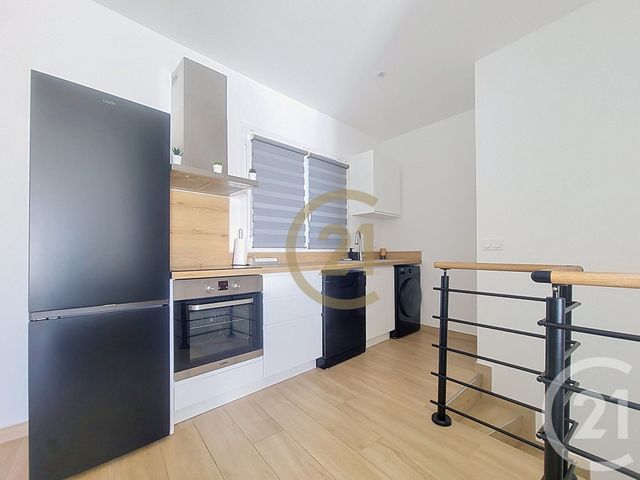 Appartement F2 &agrave; louer - 2 pi&egrave;ces - 30,17 m2 - Draguignan - 83 - PROVENCE-ALPES-COTE-D-AZUR