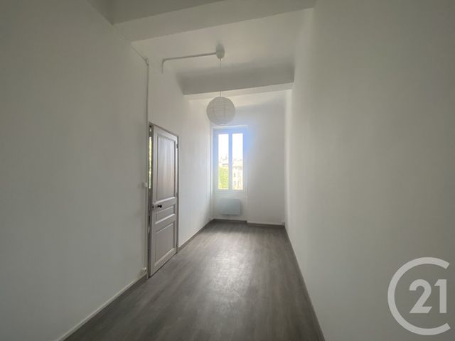 Appartement F2 &agrave; louer - 2 pi&egrave;ces - 51,85 m2 - Draguignan - 83 - PROVENCE-ALPES-COTE-D-AZUR