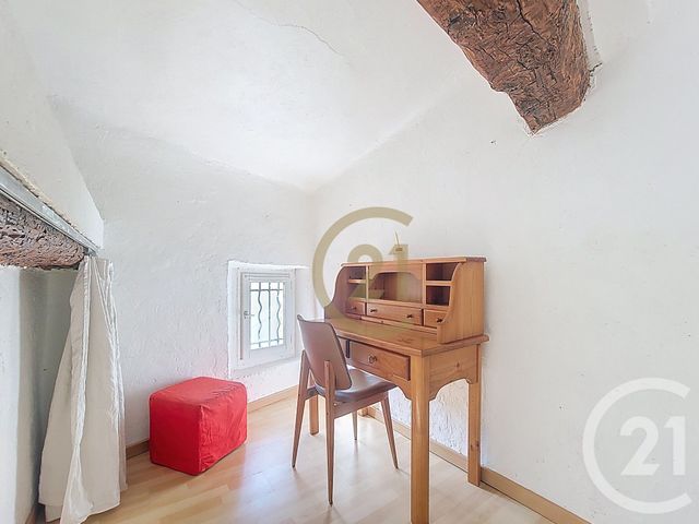 Appartement F2 bis &agrave; louer - 2 pi&egrave;ces - 55,70 m2 - Draguignan - 83 - PROVENCE-ALPES-COTE-D-AZUR