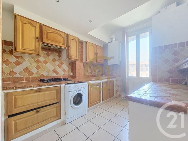 Appartement F2 &agrave; vendre - 2 pi&egrave;ces - 53,60 m2 - Draguignan - 83 - PROVENCE-ALPES-COTE-D-AZUR