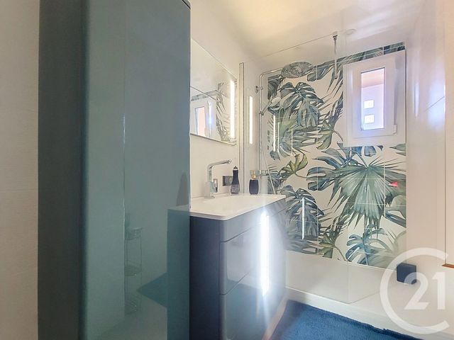 Appartement F4 à vendre - 4 pièces - 83,02 m2 - Draguignan - 83 - PROVENCE-ALPES-COTE-D-AZUR