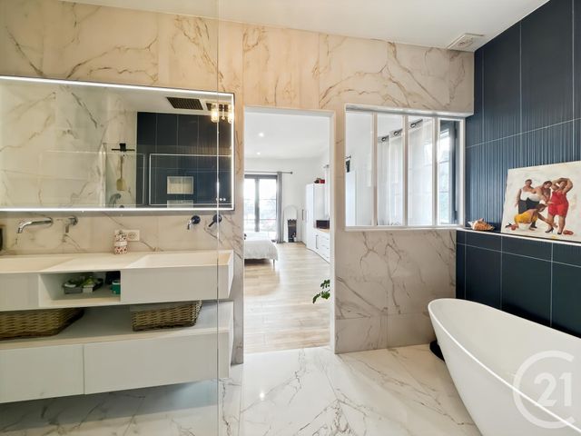 Maison à vendre - 8 pièces - 301,79 m2 - Brando - 202 - CORSE