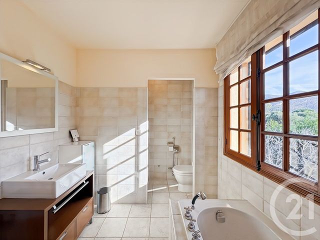 Maison &agrave; vendre - 12 pi&egrave;ces - 420 m2 - St Florent - 202 - CORSE