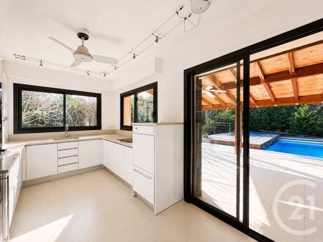 Maison &agrave; vendre - 12 pi&egrave;ces - 420 m2 - St Florent - 202 - CORSE