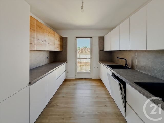 Appartement T3 &agrave; vendre - 3 pi&egrave;ces - 73,50 m2 - St Florent - 202 - CORSE