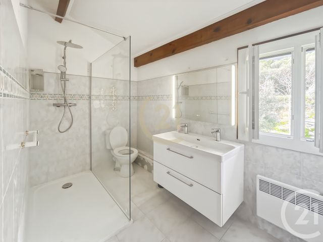 Appartement T6 &agrave; louer - 6 pi&egrave;ces - 143,40 m2 - Ville Di Pietrabugno - 202 - CORSE