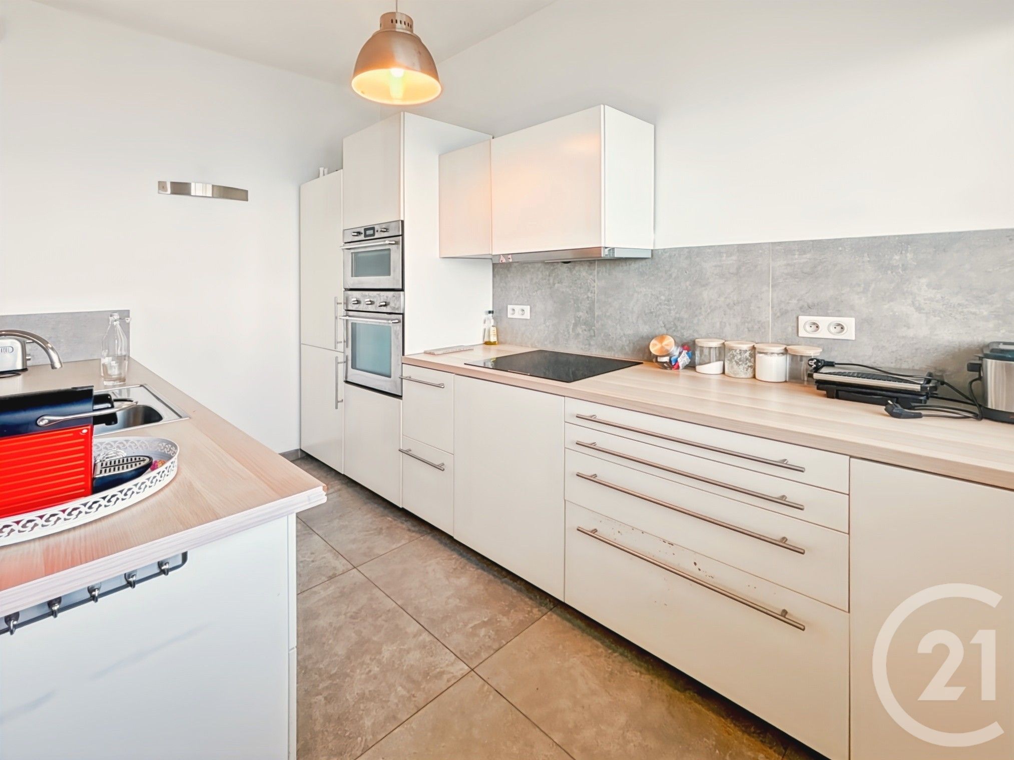 Appartement T4 à vendre - 4 pièces - 62,50 m2 - Bastia - 202 - CORSE — 5