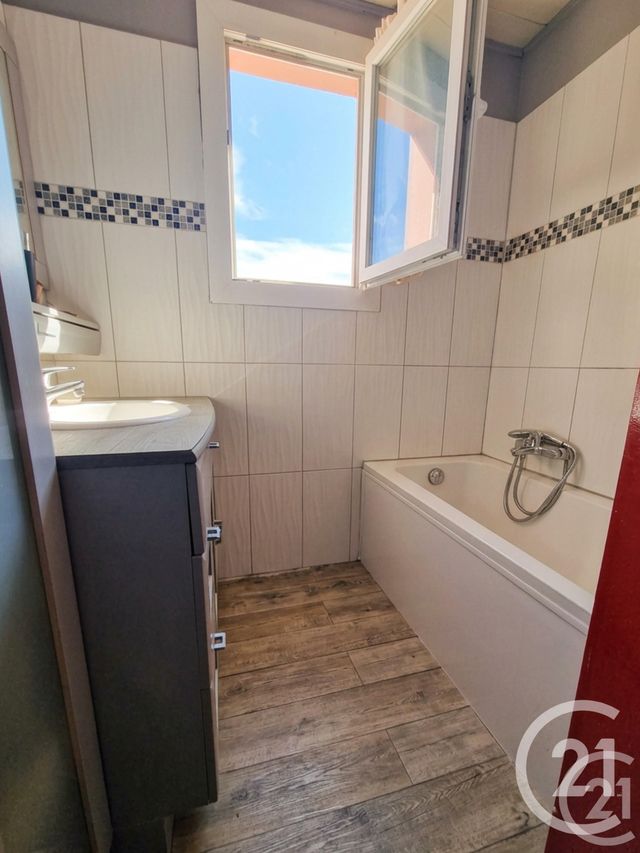 Appartement F3 &agrave; vendre - 3 pi&egrave;ces - 70,45 m2 - Bastia - 202 - CORSE