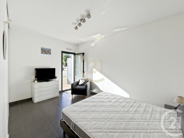 Appartement T2 &agrave; louer - 2 pi&egrave;ces - 52,64 m2 - St Florent - 202 - CORSE