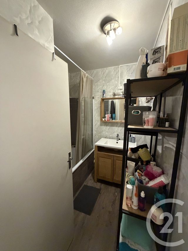 Appartement F4 &agrave; vendre - 4 pi&egrave;ces - 62,70 m2 - Vandoeuvre Les Nancy - 54 - LORRAINE