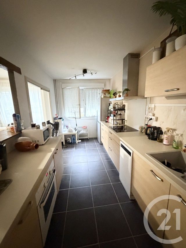 Appartement F4 &agrave; vendre - 4 pi&egrave;ces - 62,70 m2 - Vandoeuvre Les Nancy - 54 - LORRAINE