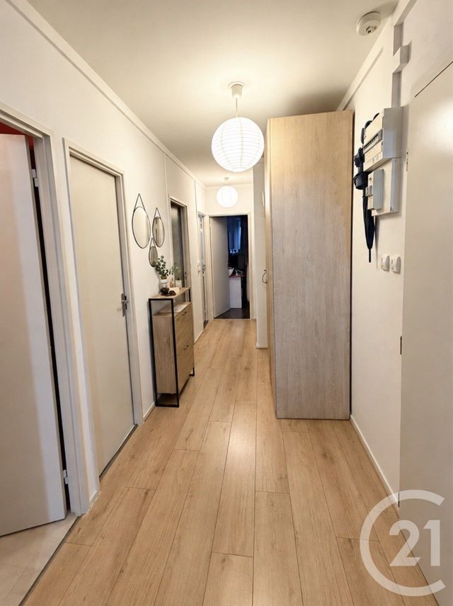 Appartement F4 &agrave; vendre - 4 pi&egrave;ces - 62,70 m2 - Vandoeuvre Les Nancy - 54 - LORRAINE