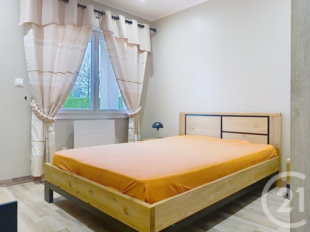 Maison &agrave; vendre - 2 pi&egrave;ces - 39,94 m2 - St Sauveur Sur Ecole - 77 - ILE-DE-FRANCE