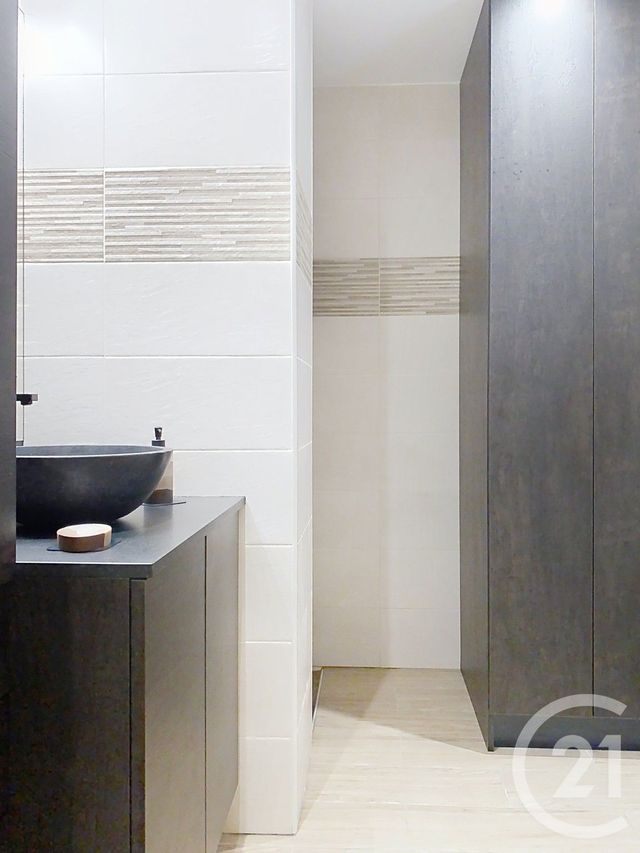 Maison &agrave; vendre - 2 pi&egrave;ces - 39,94 m2 - St Sauveur Sur Ecole - 77 - ILE-DE-FRANCE